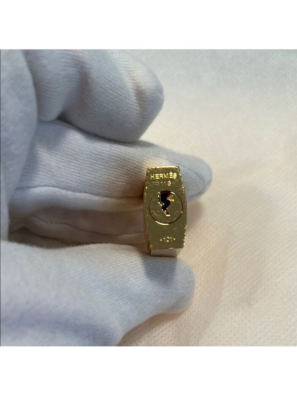 Hermes Gold Cadena Lock #101 - Picture 6 of 7